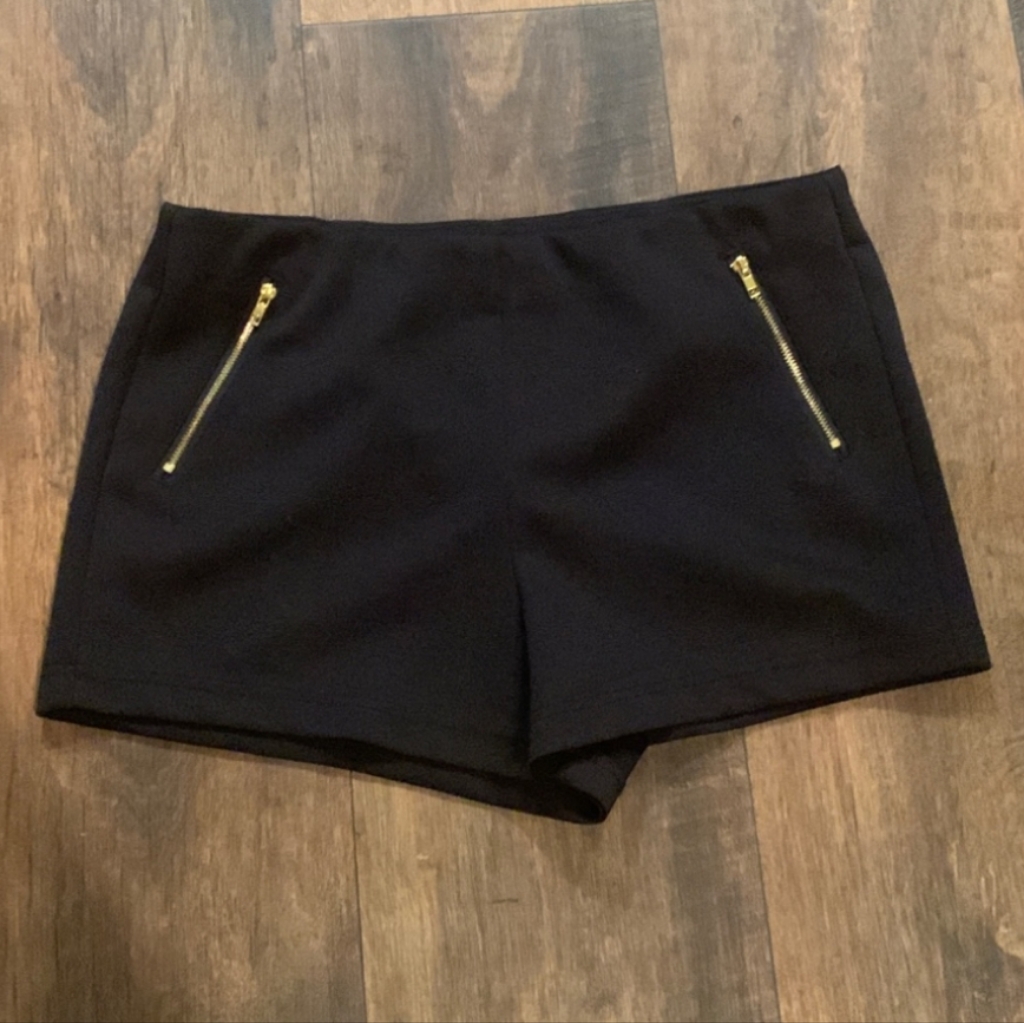 Xxi Black Shorts Large
